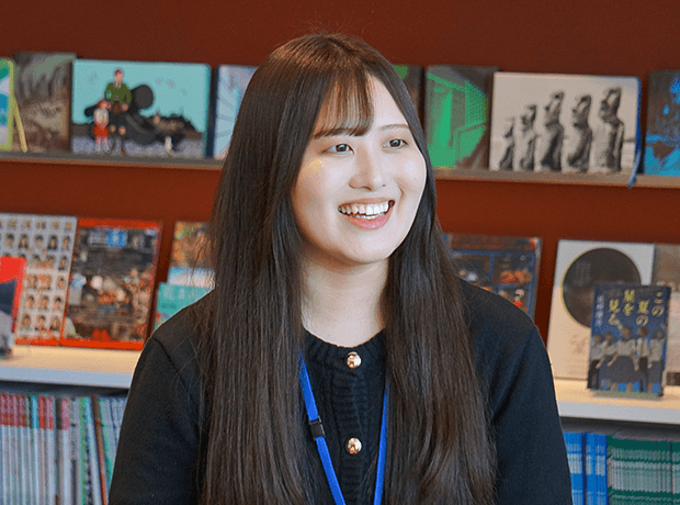 国語科 小川 華奈