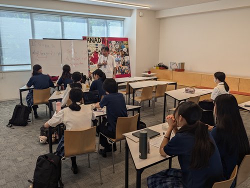 【国際教育】留学からの帰国生徒対象「夏季集中講座」を実施